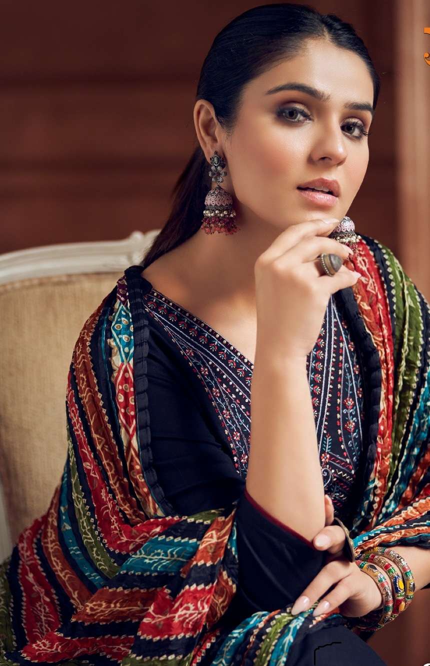 Nigaar-23 by Jaimala 